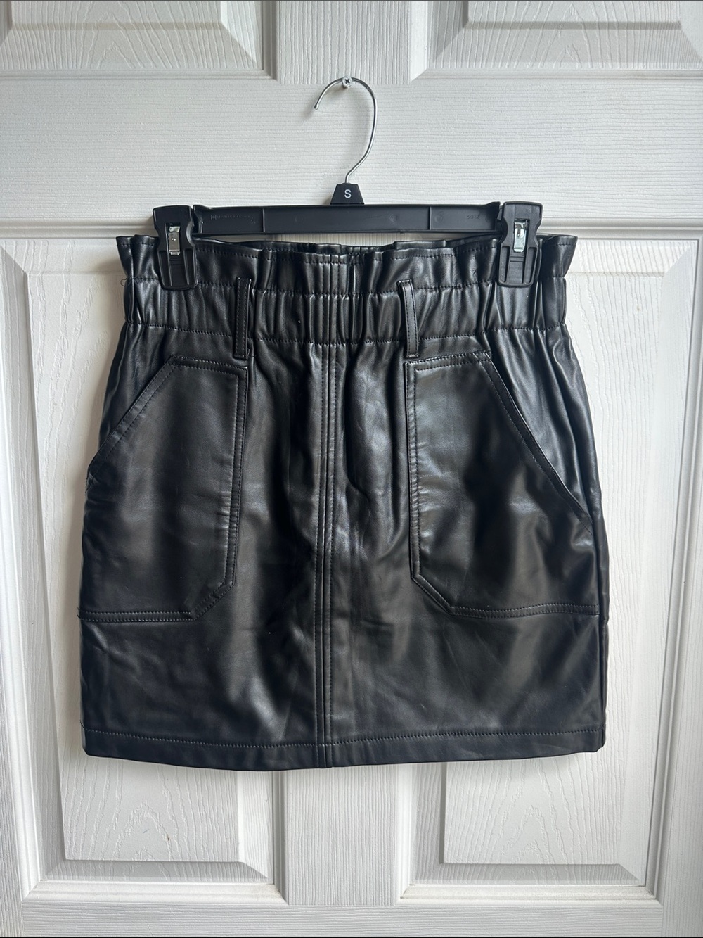 Haute Monde Black Faux Leather Paperbag Waist Mini Skirt